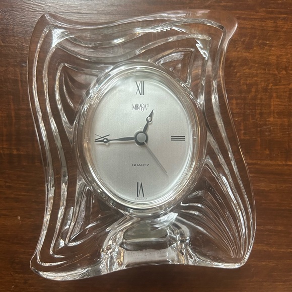 Mikasa Quartz clock - Picture 3 of 3